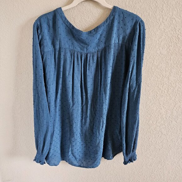 Loft Woman Size XL Textured Button Up Blouse Pin Tuck  Front Long Bishop Sleeves - Picture 2 of 8